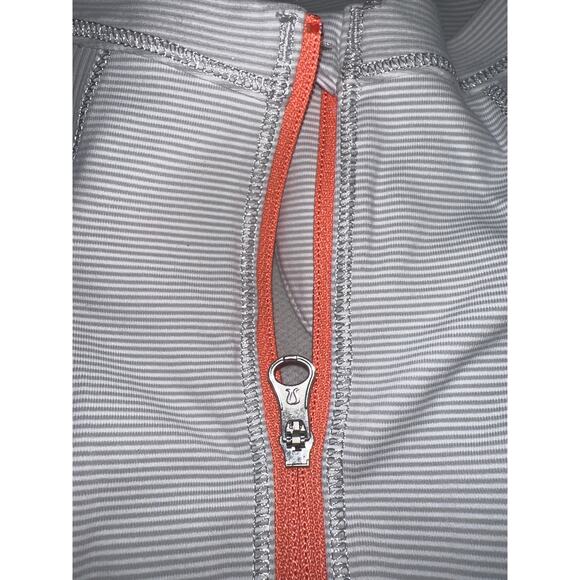 Lululemon Race With Grace 1/2 Zip Size 6 White Silver Spoon, Slim Fit Sale!!! - Picture 8 of 15
